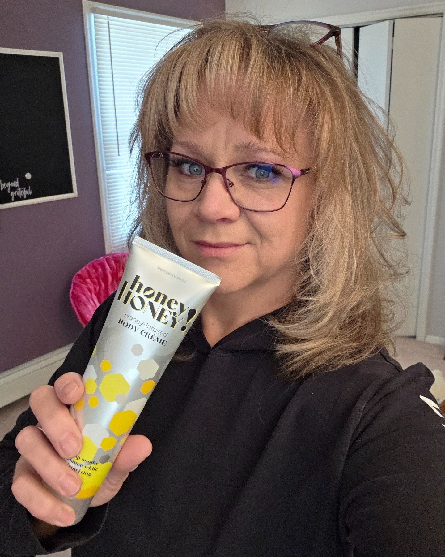 This week's favorite is Honey Honey 🍯 Light, moisturizing, and the scent keeps the bugs away, so I get to play ball with the girls in the backyard without the stinky spray.

#janicaspamperedlife #wyominglife #summernights #realmoments